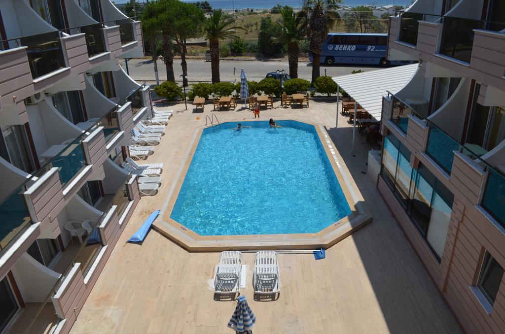 Mulka Hotel Ayvalik Exterior photo
